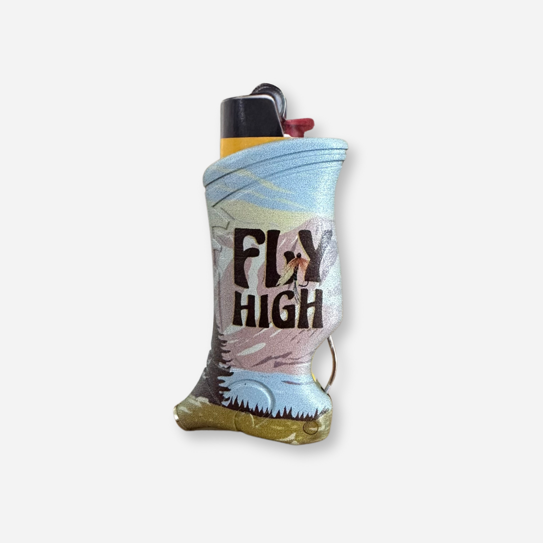 Catch the wave of chill with our Fly High Flyfishing Toker Poker Lighter Case. 🛶💨 Deck out your lighter, grab the vibe, and stay lit like it&