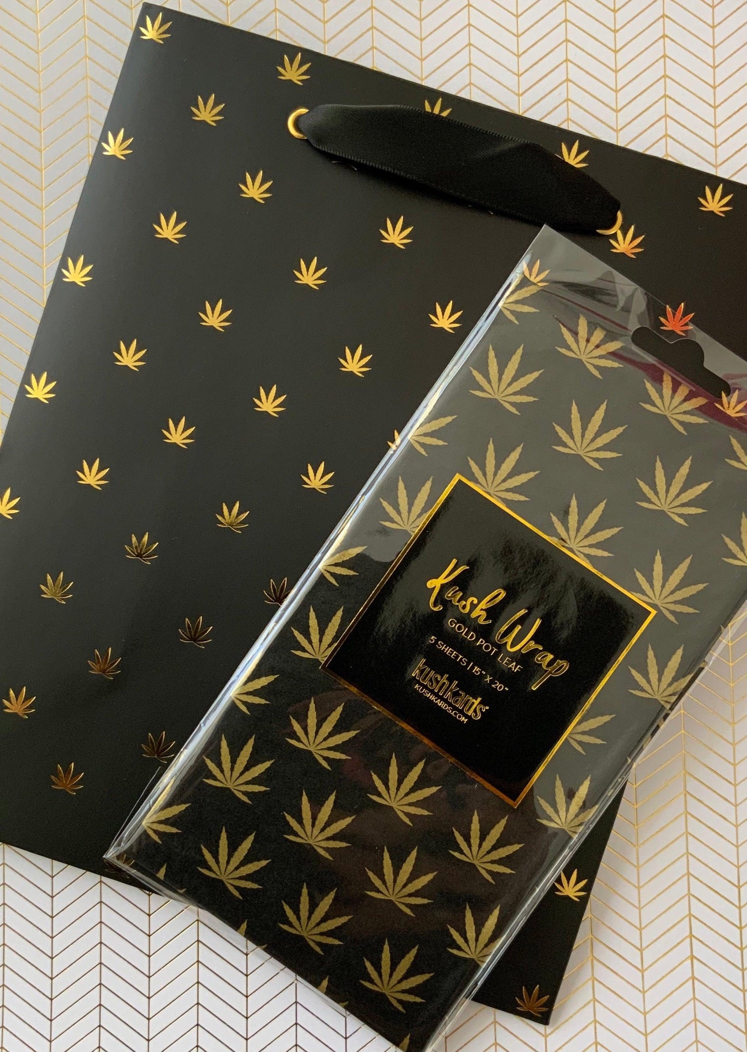 Black &amp; Gold Pot Leaf Print Gift Bag &amp; Tissue Gift Wrap - KushKards